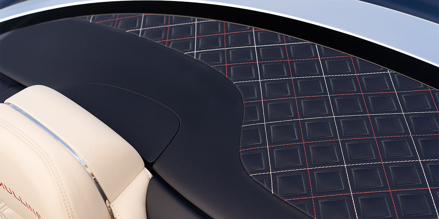 Bentley Glasgow Bentley Continental GTC Mulliner convertible seat and cross stitched tonneau cover