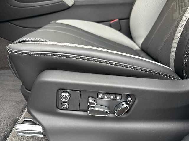 16:Bentley Bentayga S V8, SUV, Cambrian Grey, Bentley Glasgow