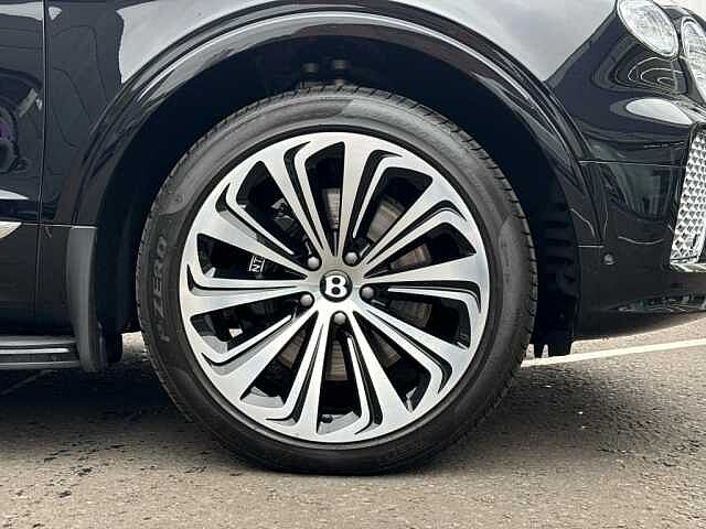 5:Bentley Bentayga Azure V8, SUV, Onyx, Bentley Glasgow