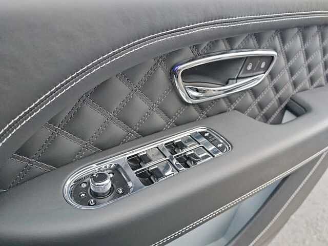 32:Bentley Bentayga S Black Edition V8, SUV, Black Crystal, Bentley Glasgow