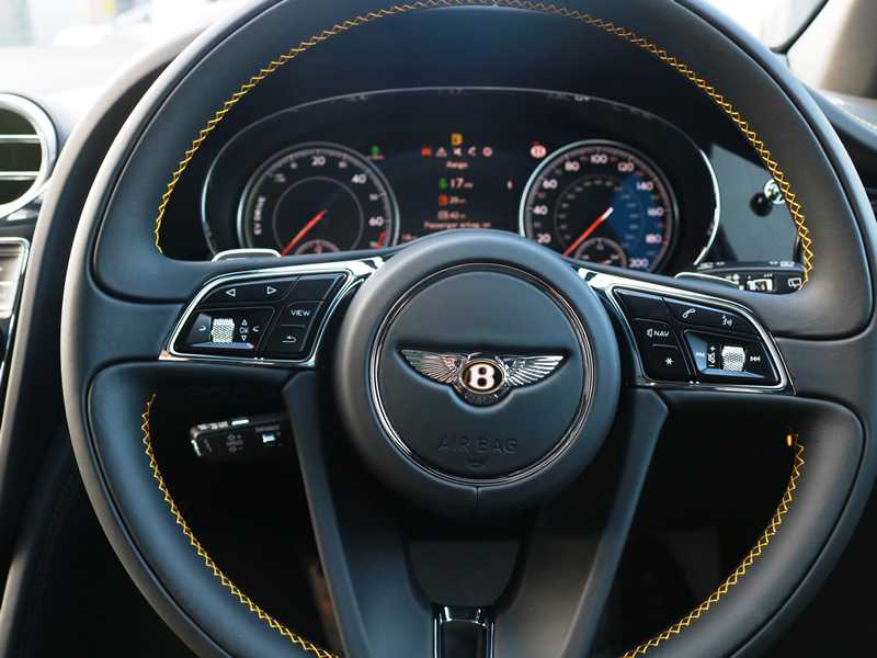 Bentley Used Car Bentayga Hybrid Grey